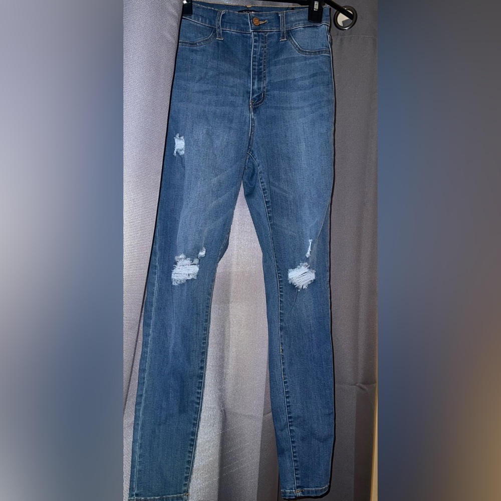 Distressed jeans - Picture 6 of 6